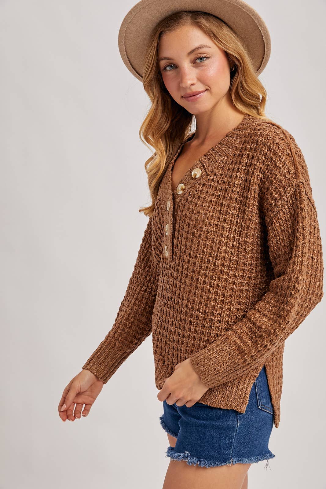 Thalia Thermal Henley | Mocha