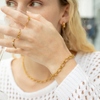 Hammered Oval Chain Bracelet | 18K Gold PVD Stainless Steel