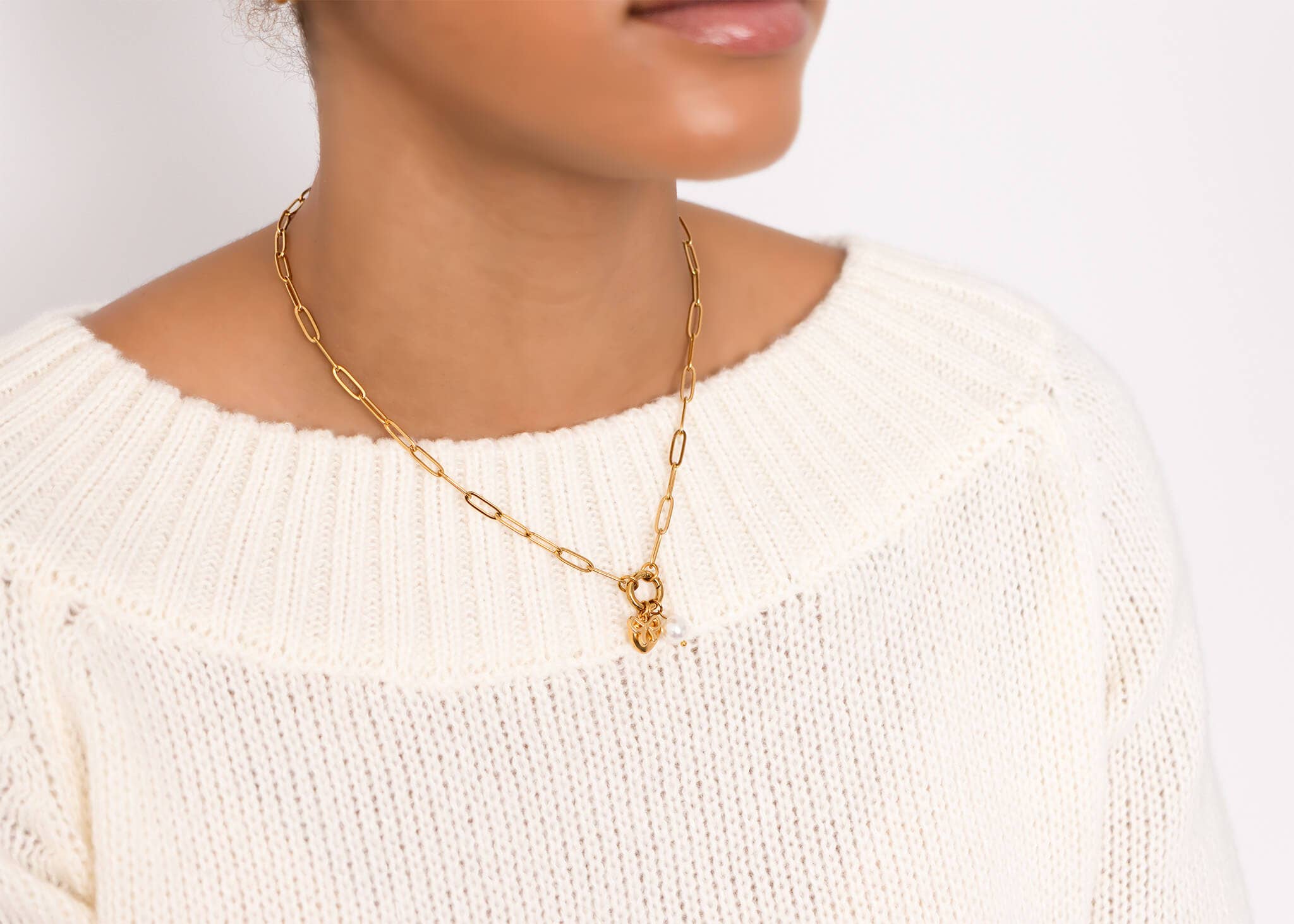 Bow Charm Holder Necklace Gift Set | 18K Gold Stainless Steel