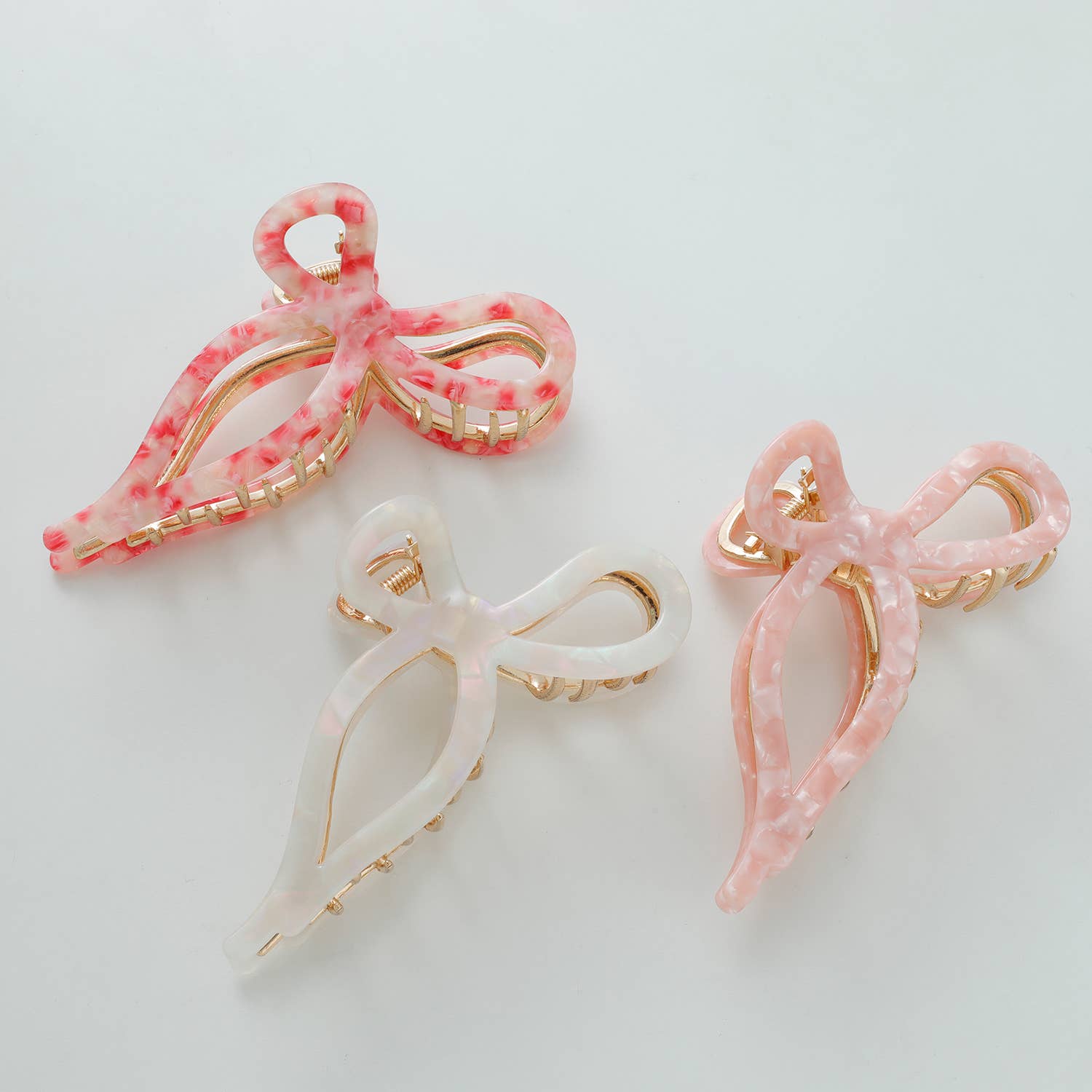 Sabrina Rosé | Large Ribbon Metal Bow Claw Clip