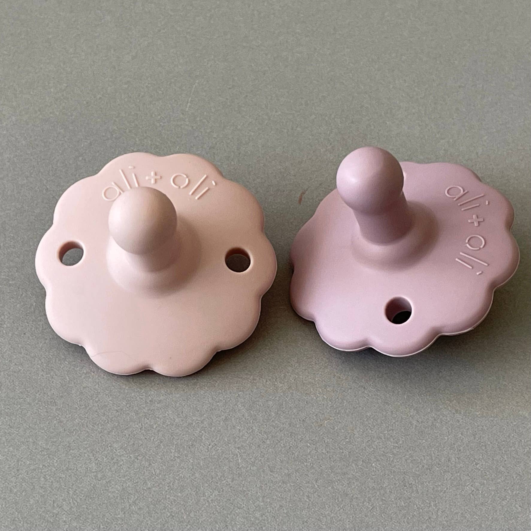Pacifier Set Flower | Blush + Pink
