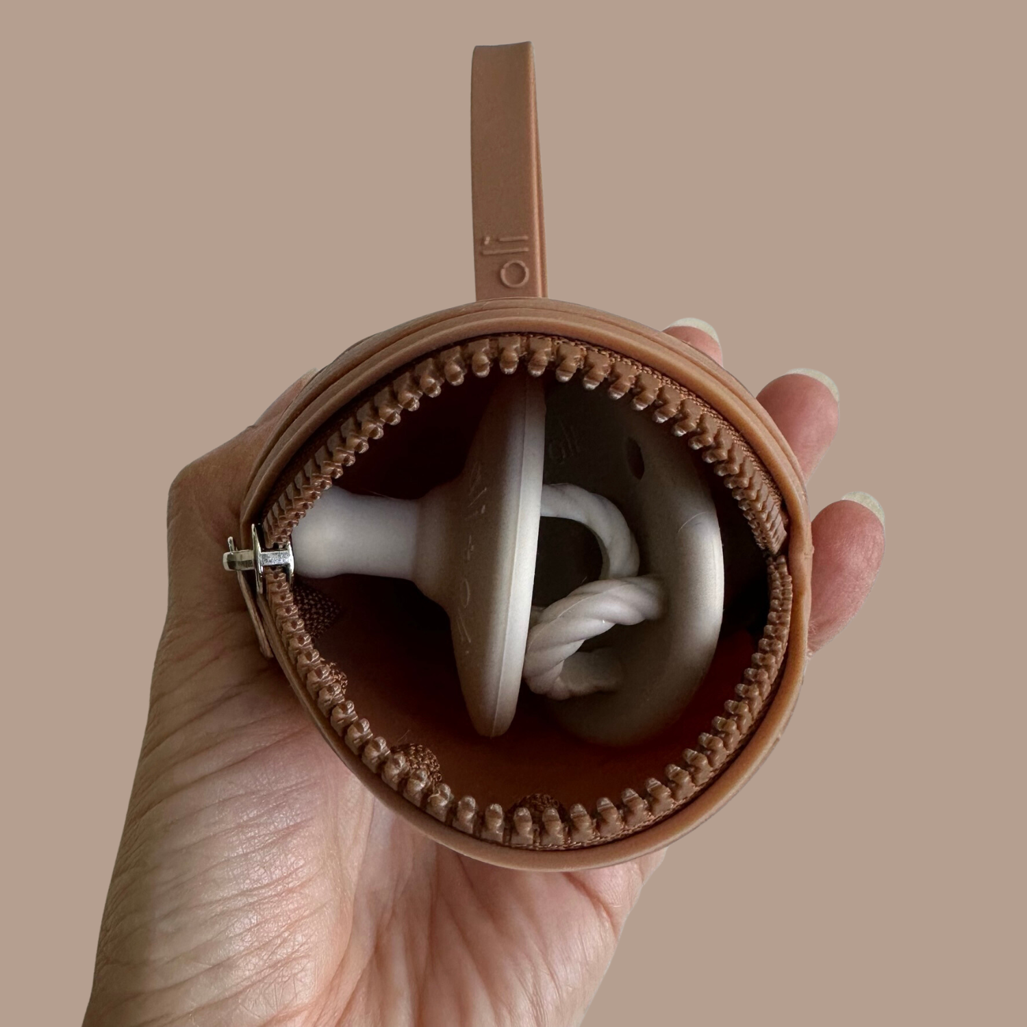 Pacifier Holder Case | Chutney