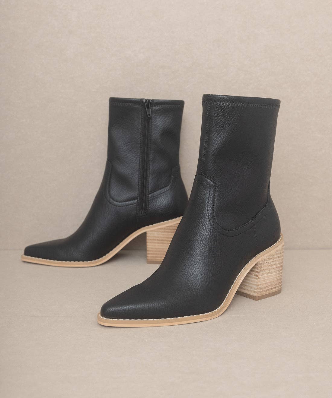 The Vienna Black | Sleek Ankle Hugging Bootie