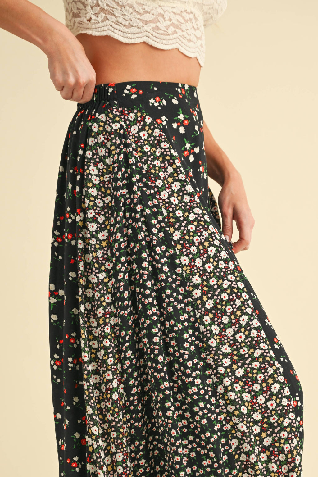 Melanie Skirt | Black Floral