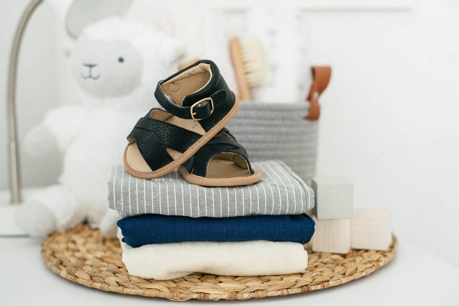 Betty Black Split-Soled Leather Baby Sandals