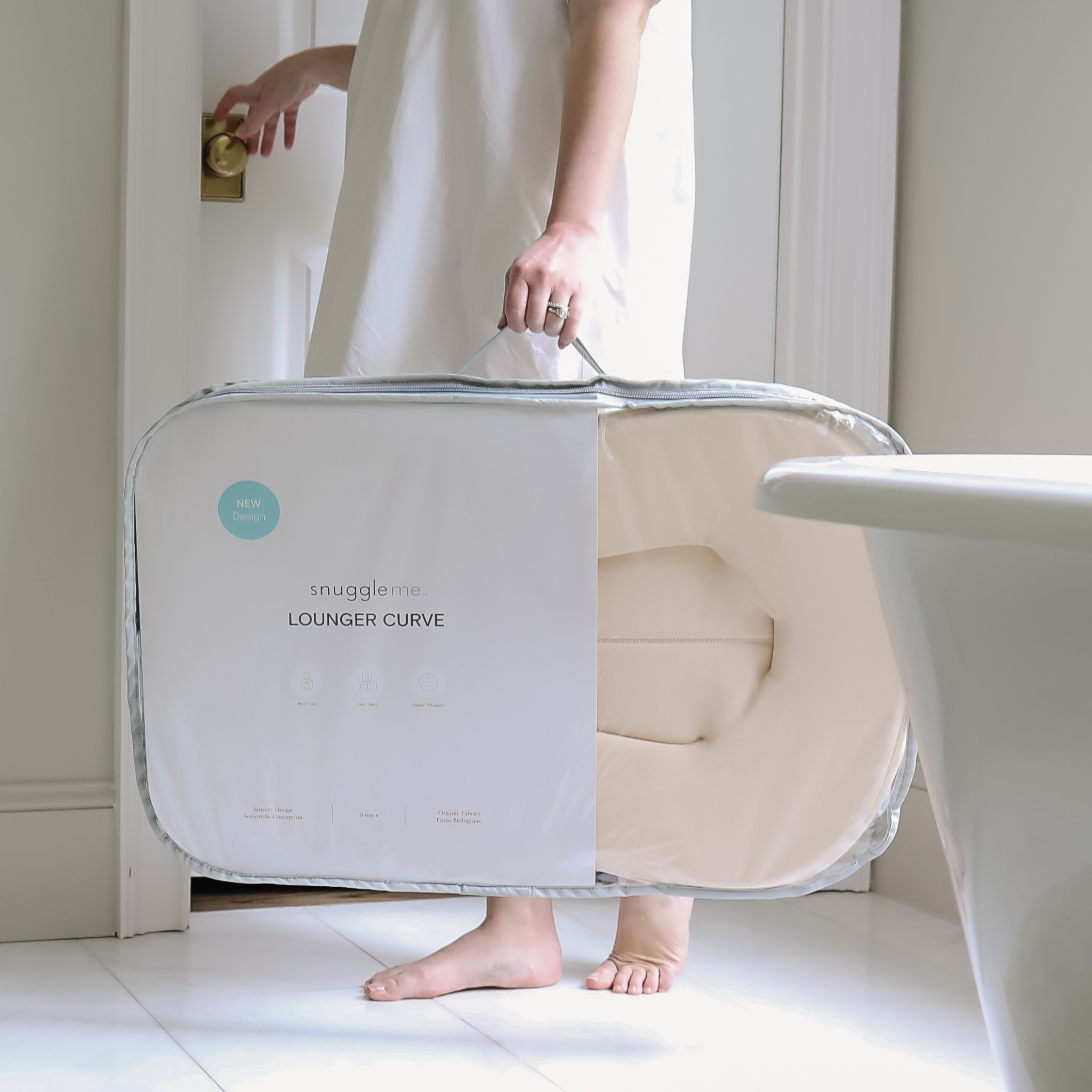 Snuggle Me Lounger Curve | Natural